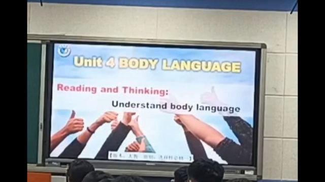 外语学部2021级英语专业4班李珍珍《Body Language》