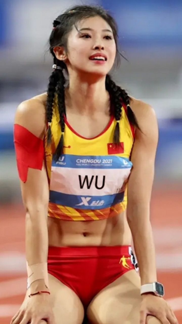 吴艳妮不认同网红身份:我就是一名运动员,一名有实力的女子跨栏运动员