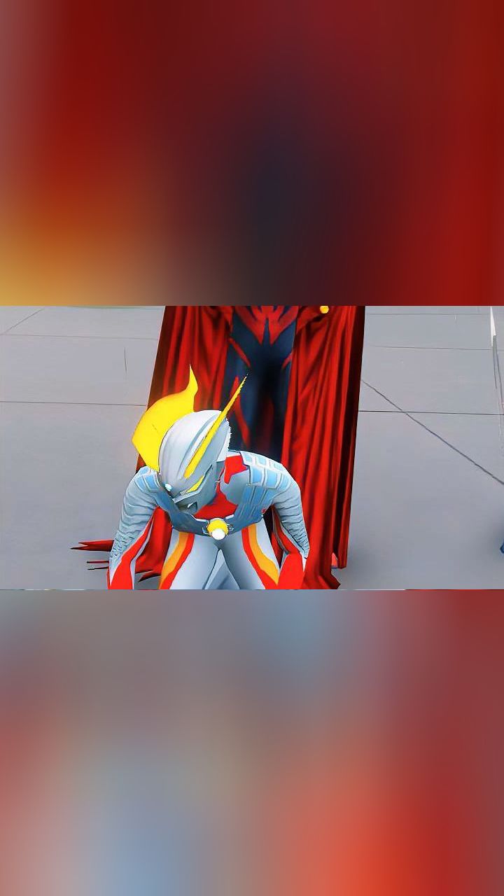 奥特战士被黑暗军团给抓起来了