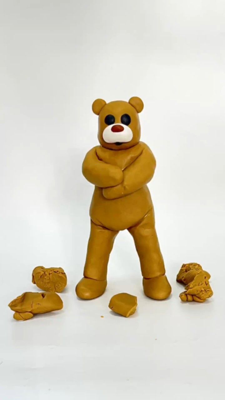 泥熊也来跳庆祝舞97