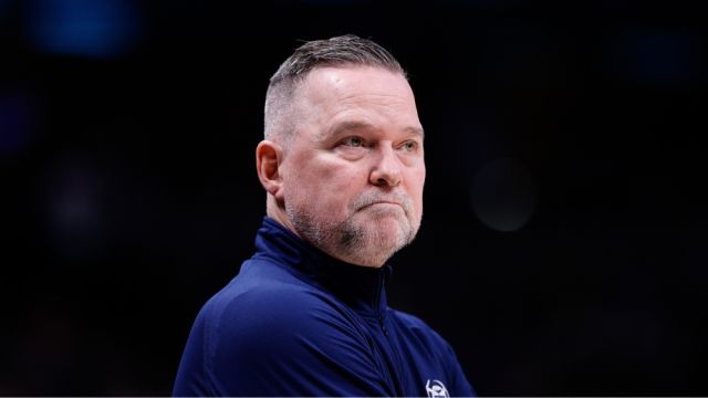 掘金G3三人出战成疑：曾单赛季两次做到1-3翻盘，马龙放话有信心一场场赢回来