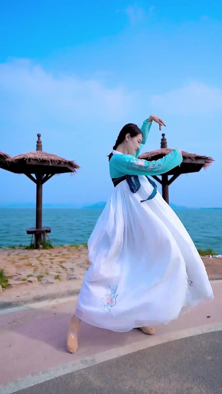 古风#舞蹈#牵丝戏 兰花指捻红尘似水