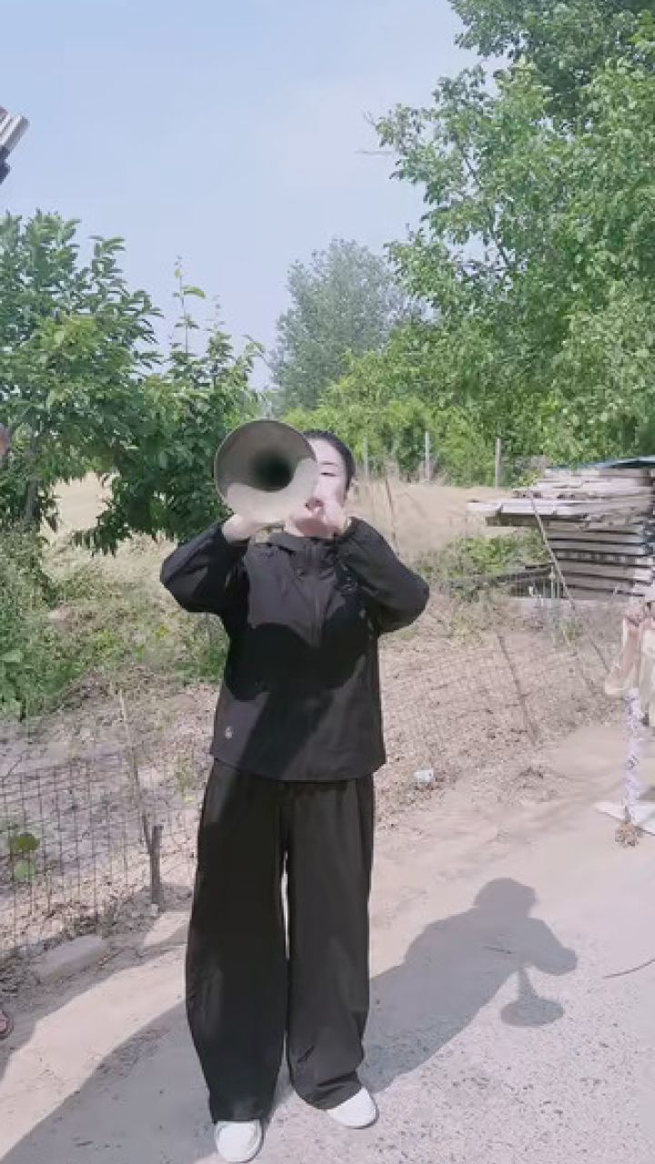 唢呐一响燃爆全场 #唢呐出征谁与争锋 #唢呐一响高低起伏