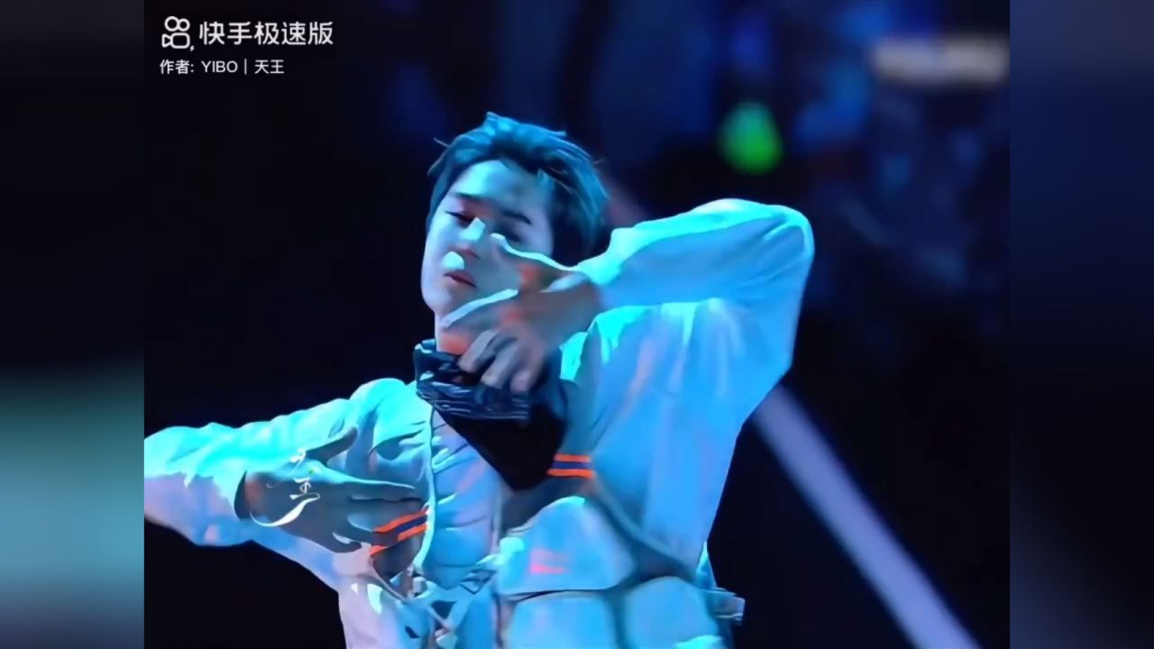 来日方长,我们陪你一直走下去走王一博要一直快乐.@uniq-王一博