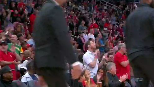 《休斯敦火箭》【回放】NBA常规赛：勇士vs火箭第4节中文解说回放