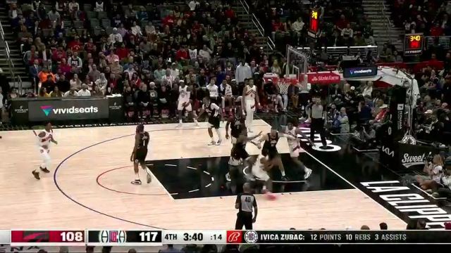 莱昂纳德长臂大手从容大帽 鲍威尔开启疾跑1V4滑翔上篮