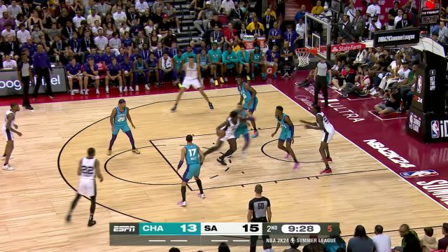 回顾黄蜂vs马刺交手记录 文班亚马大战布兰德米勒