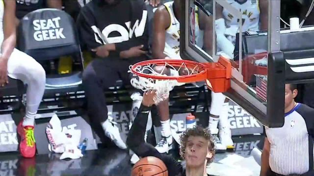 马尔卡宁vs步行者集锦 15投10中爆砍32分10篮板3助攻