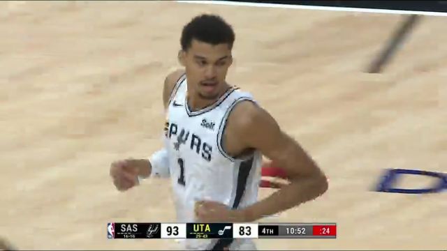 NBA常规赛：马刺vs爵士第4节中文解说回放