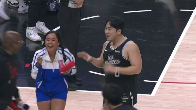 NBA常规赛：雄鹿vs快船第2节英文原声回放