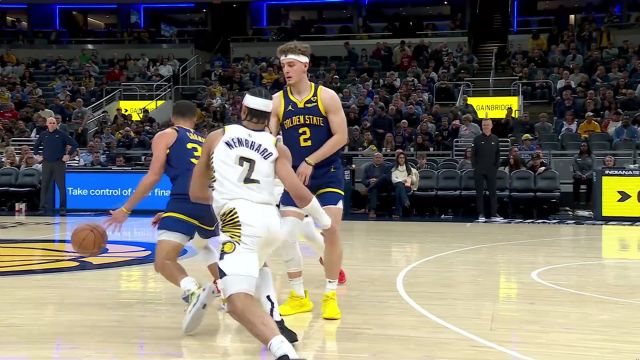 从库里手中完成抢断 内姆布哈德一骑绝尘反击单手劈扣