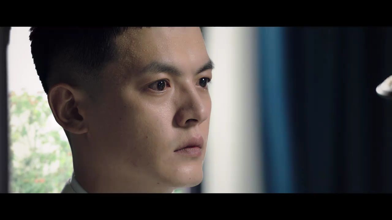 #爱上海军蓝定档肩上背负着使命，他们勇往无前，做祖国最坚实的护盾。#爱上海军蓝_高清