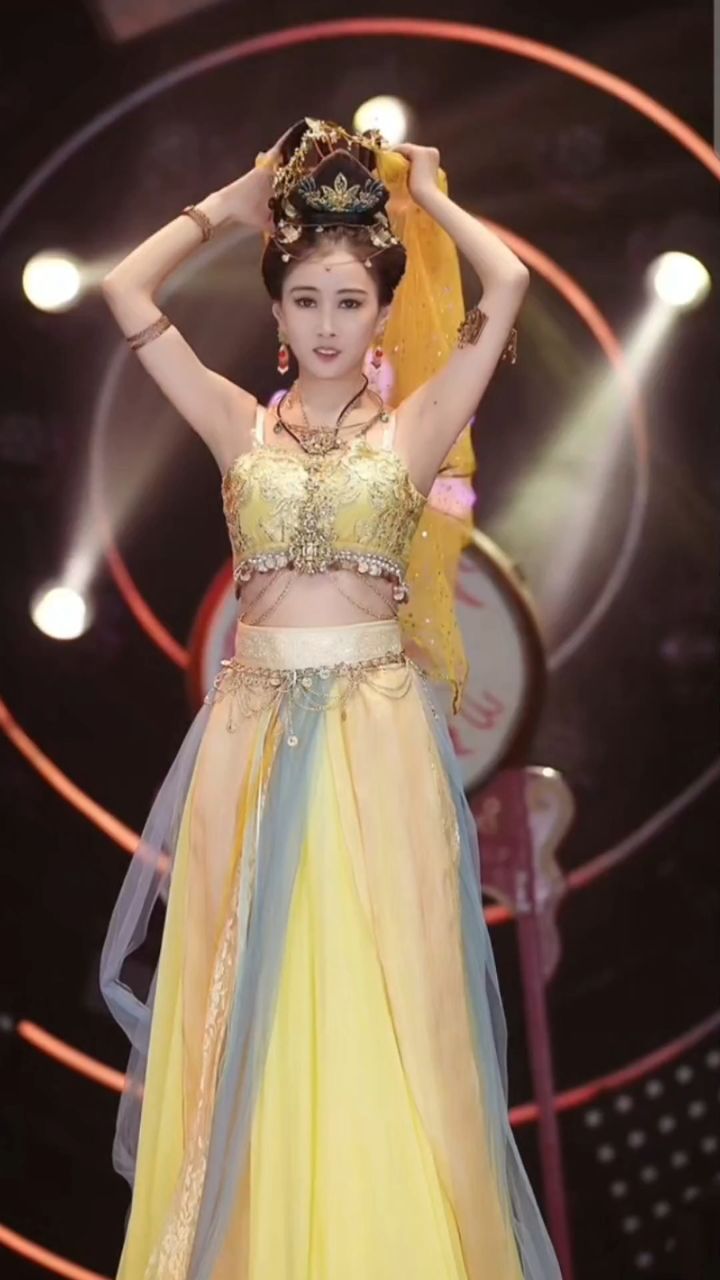 麦穗儿献舞《天竺少女》