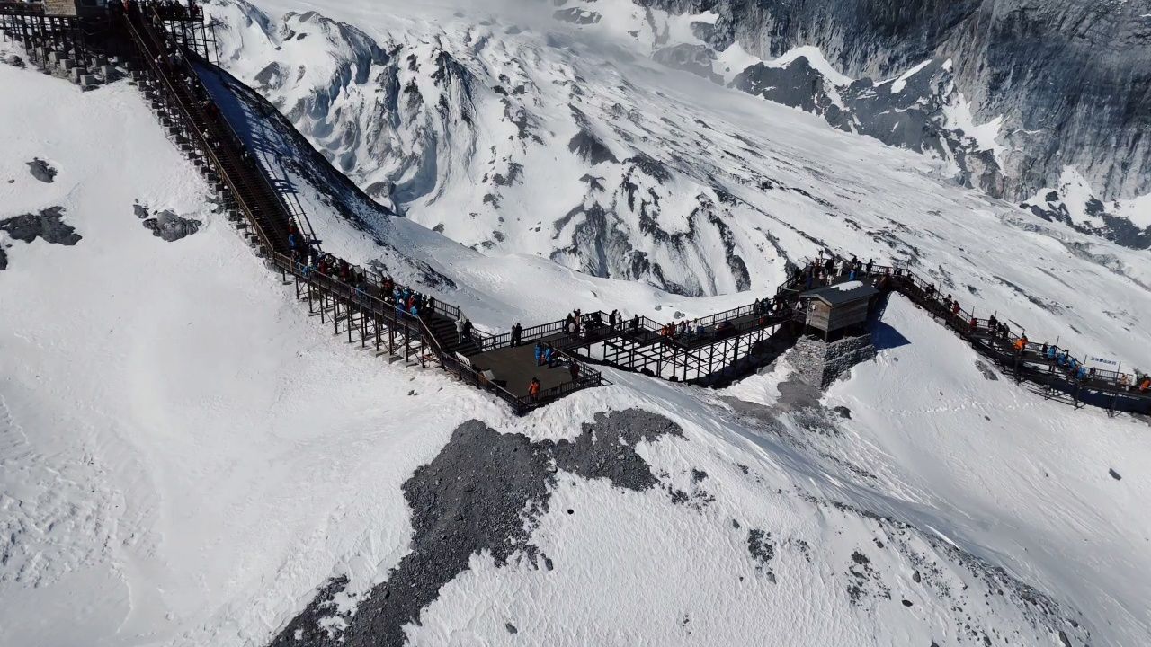 玉龙雪山4680大索道