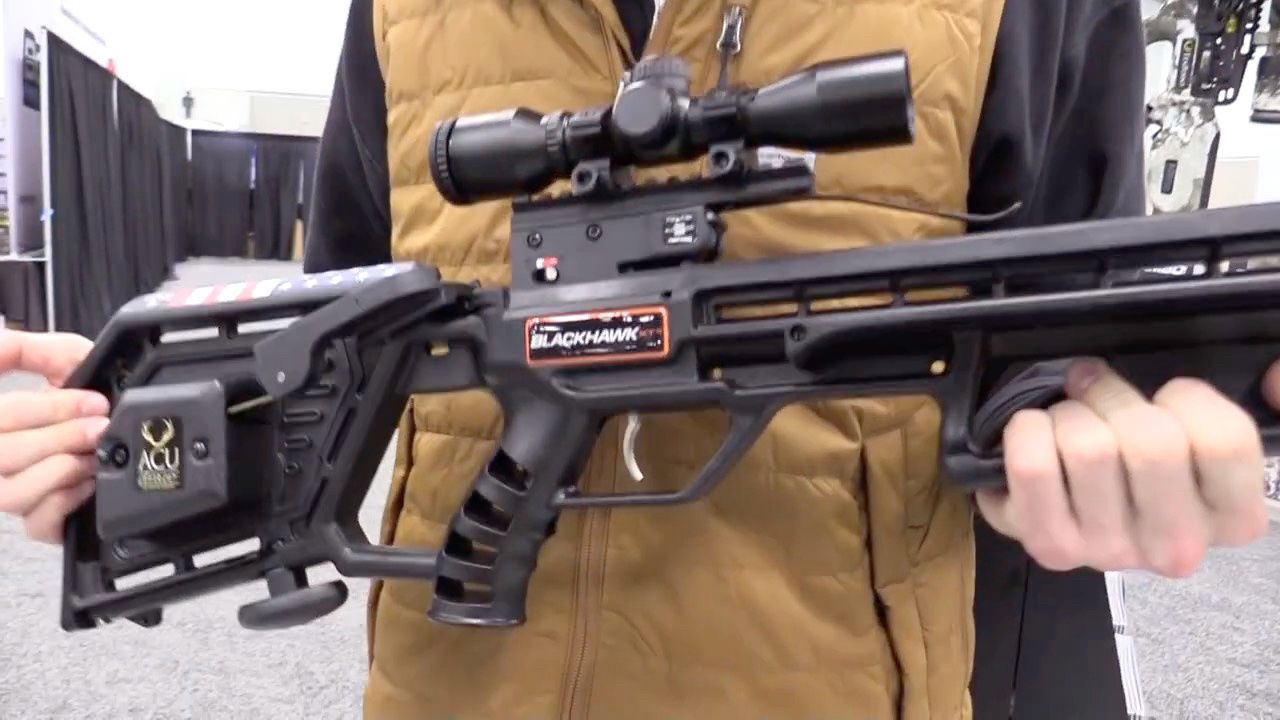 国外十字弩合法拍摄pse谜复合弩/小马驹335/野马340反曲弩性能介绍