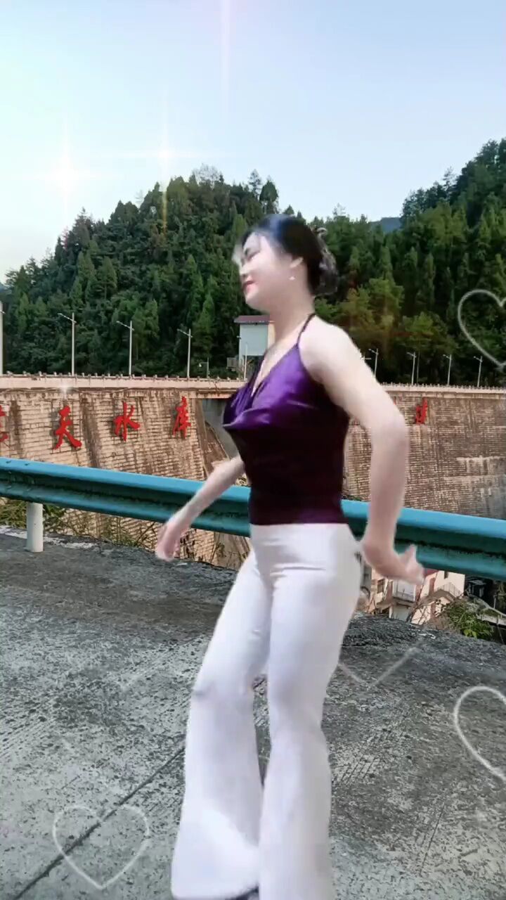 广场舞 #美女跳舞 #户外舞蹈 #舞出美丽人生