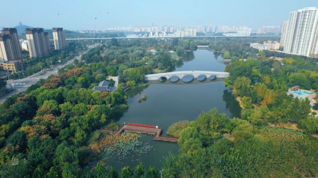 山东枣庄市龙潭公园美丽景色