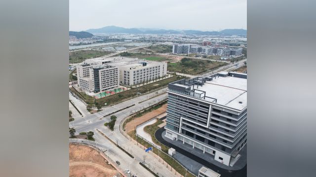 广东板芙经济开发区今日揭牌 第一季度5个重大项目顺利动工