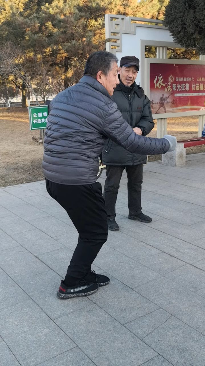 吴殿科系形意拳|吴会进浅谈"一马三箭"技法中的"亹劲"