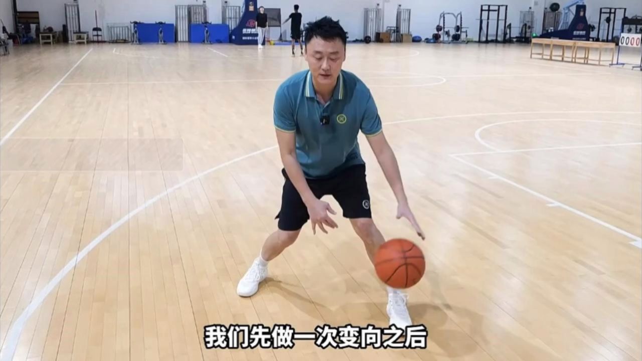 曲绍斌篮球训练营图片