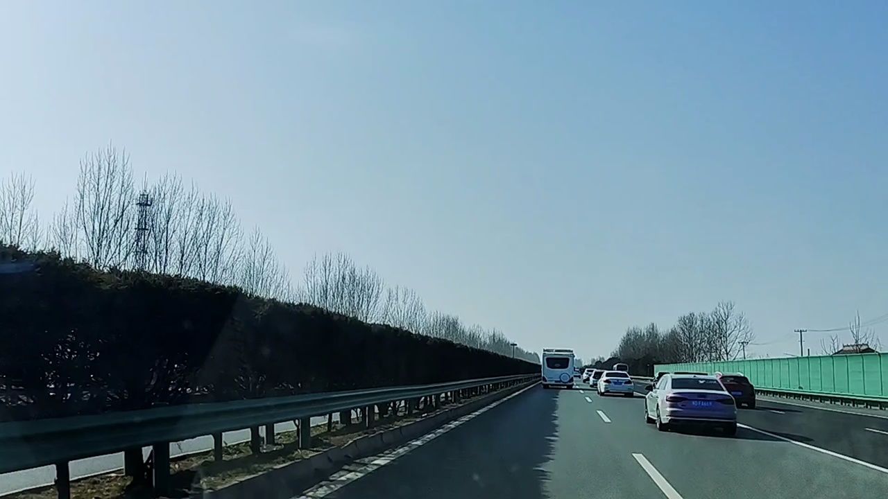 从连霍高速变线进入银昆高速路