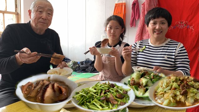 简单的饭菜,简单的味道,满满的幸福,平淡的日子,爱的味道