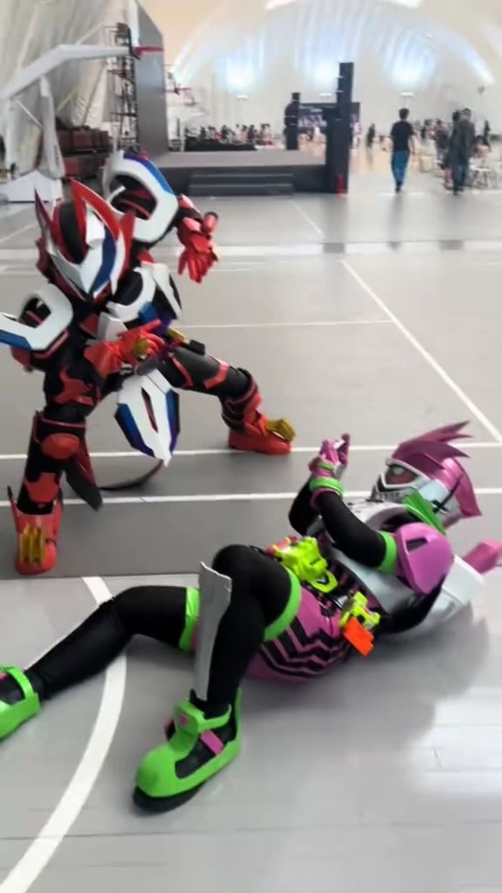 假面骑士艾克赛德的一天