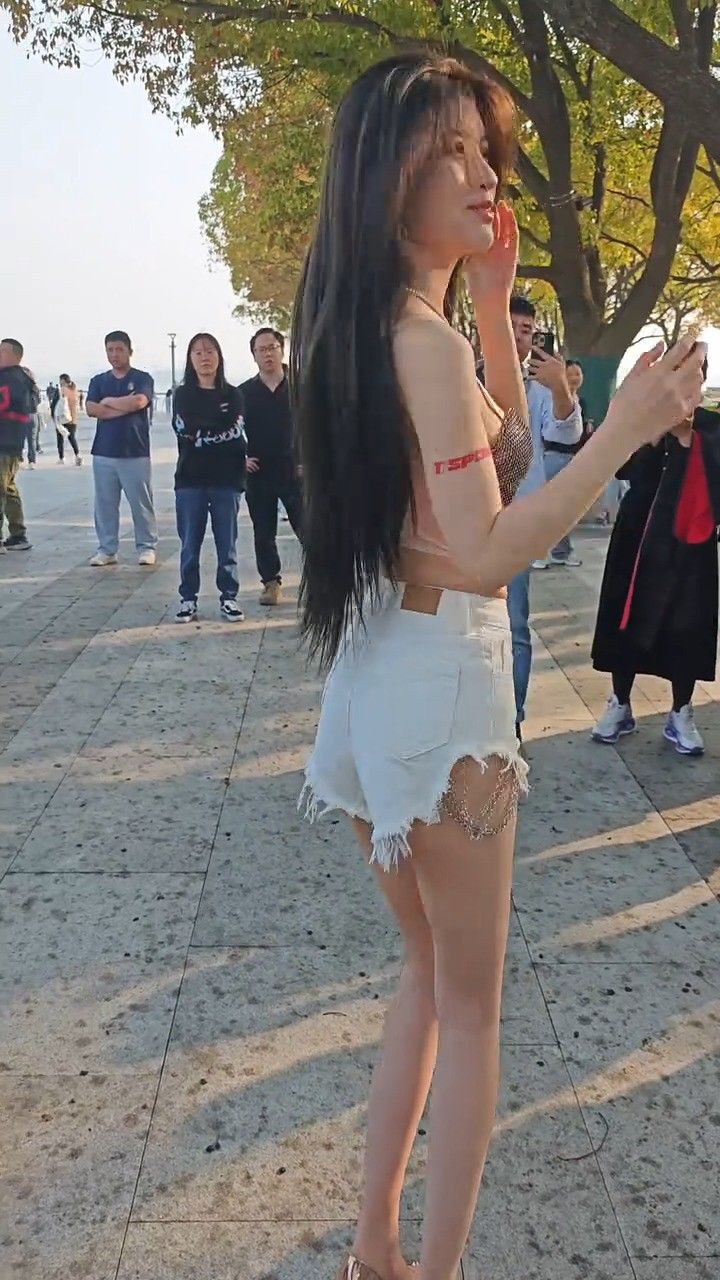 极品身材美女 #颜值女神 #广场舞小姐姐来袭