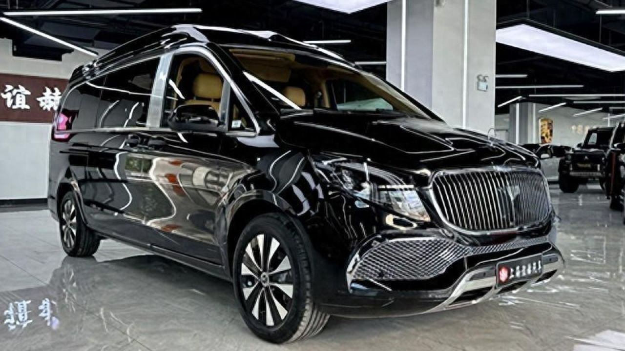 奔驰威霆平顶豪华七座商务车,全新现车36.8万起