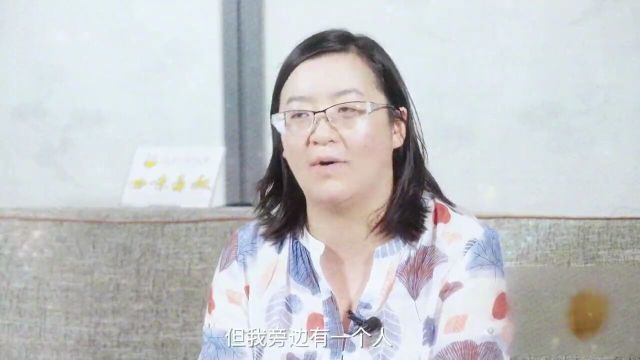 上海交大博士夫妻,公开表示,谢金在相声有新人是走后门的!