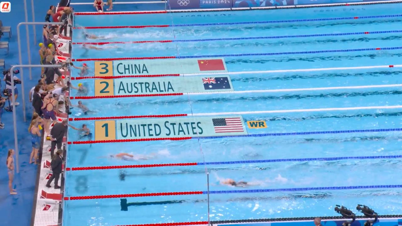 女子4×100米混合泳接力 中国队收获铜牌