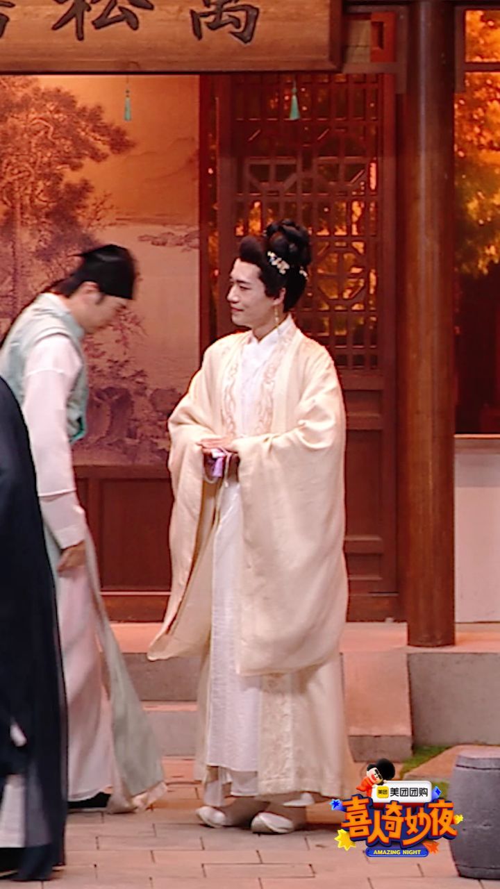 直拍来喜_直拍:女装的神!宇文秋实师娘美丽武力均在线_综艺_高清完整版视频在线观看_腾讯视频
