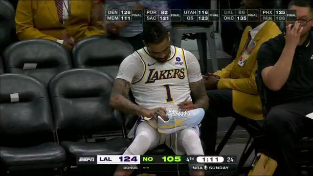 NBA常规赛：湖人vs鹈鹕第4节英文原声回放