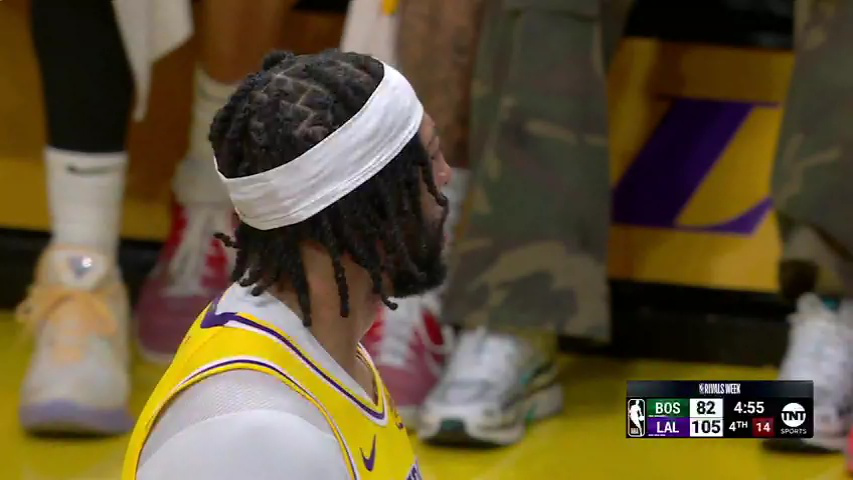 凯尔特人vs湖人 NBA常规赛：凯尔特人vs湖人第4节中文解说回放