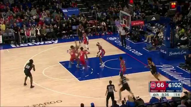NBA常规赛：活塞vs费城76人英文原声全场回放