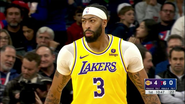 擒贼先擒王 浓眉面对恩比德连得八分造成杀伤