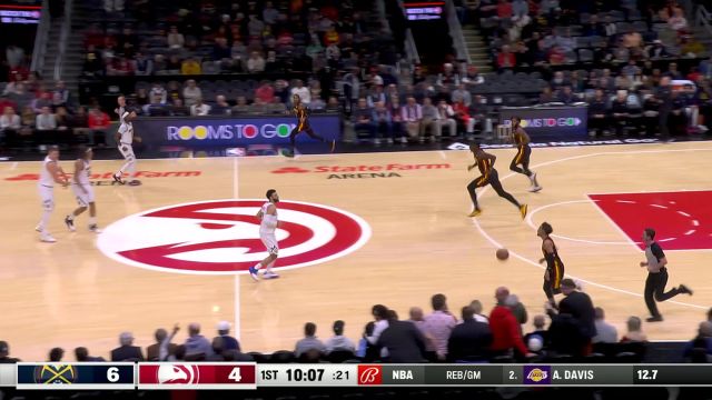 默契百分百！特雷杨炮弹直塞篮下卡佩拉旱地拔葱双手暴扣