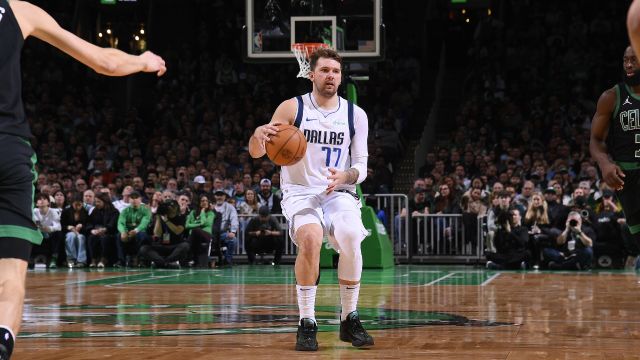 东契奇vs凯尔特人集锦 空砍37+12+11难挽颓势