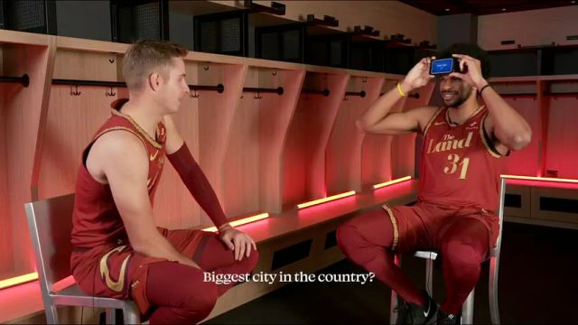 NBA常规赛：黄蜂vs骑士英文原声全场回放