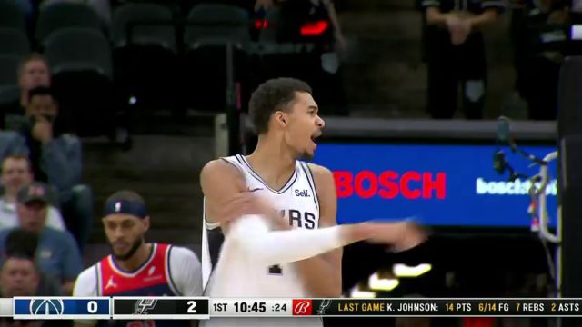 开场状态就在线 文班先来暴扣再投中距离连取4分