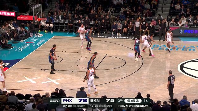 自己给自己加点儿难度 布克超难后仰跳投不在话下