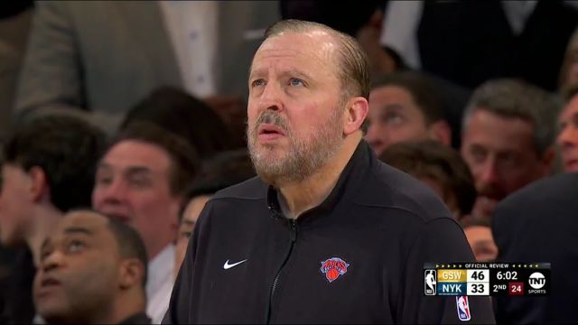 NBA常规赛：勇士vs尼克斯第2节英文原声回放