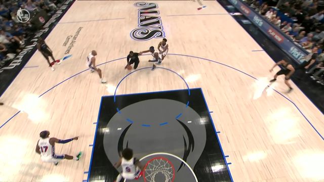 防不住根本防不住 欧文轻松杀入篮下拉杆上篮2+1