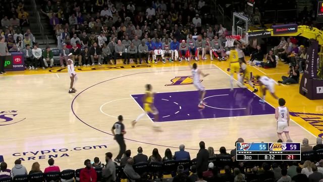 亚历山大鬼手抢断推反击 霍姆格伦捡漏二次进攻轻松扣进