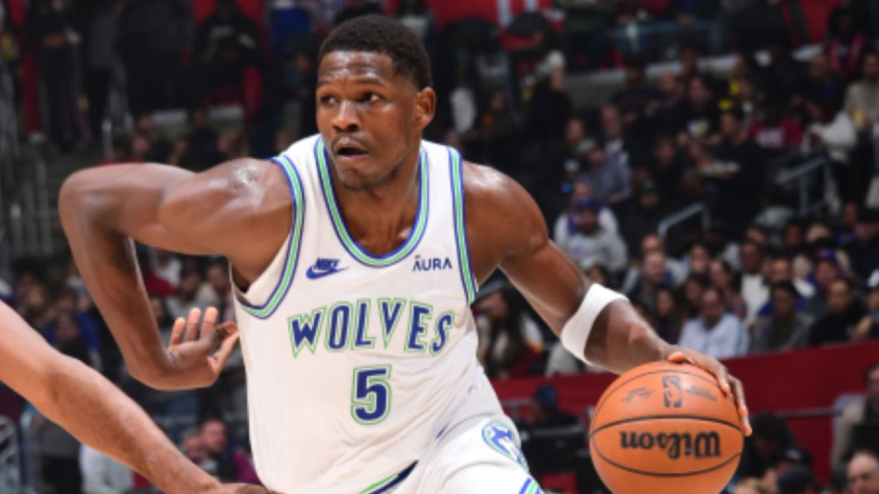 悬念回来了!森林狼16比2高潮打停快船 爱德华兹大爆发