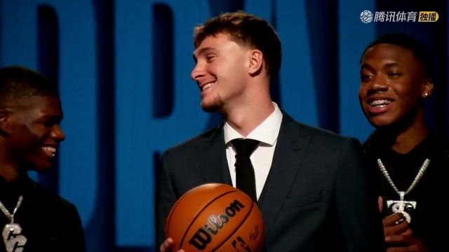 NBA季前赛：广州龙狮vs快船二路狂言Doggy全场回放