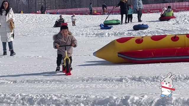 主播带你游青岛莱西市第二届冰雪嘉年华来啦,撒欢儿玩吧!