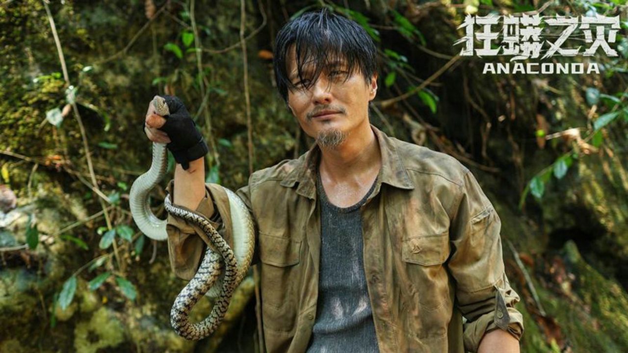 《狂蟒之灾》阿丽与巨蟒的搏斗,生死一线