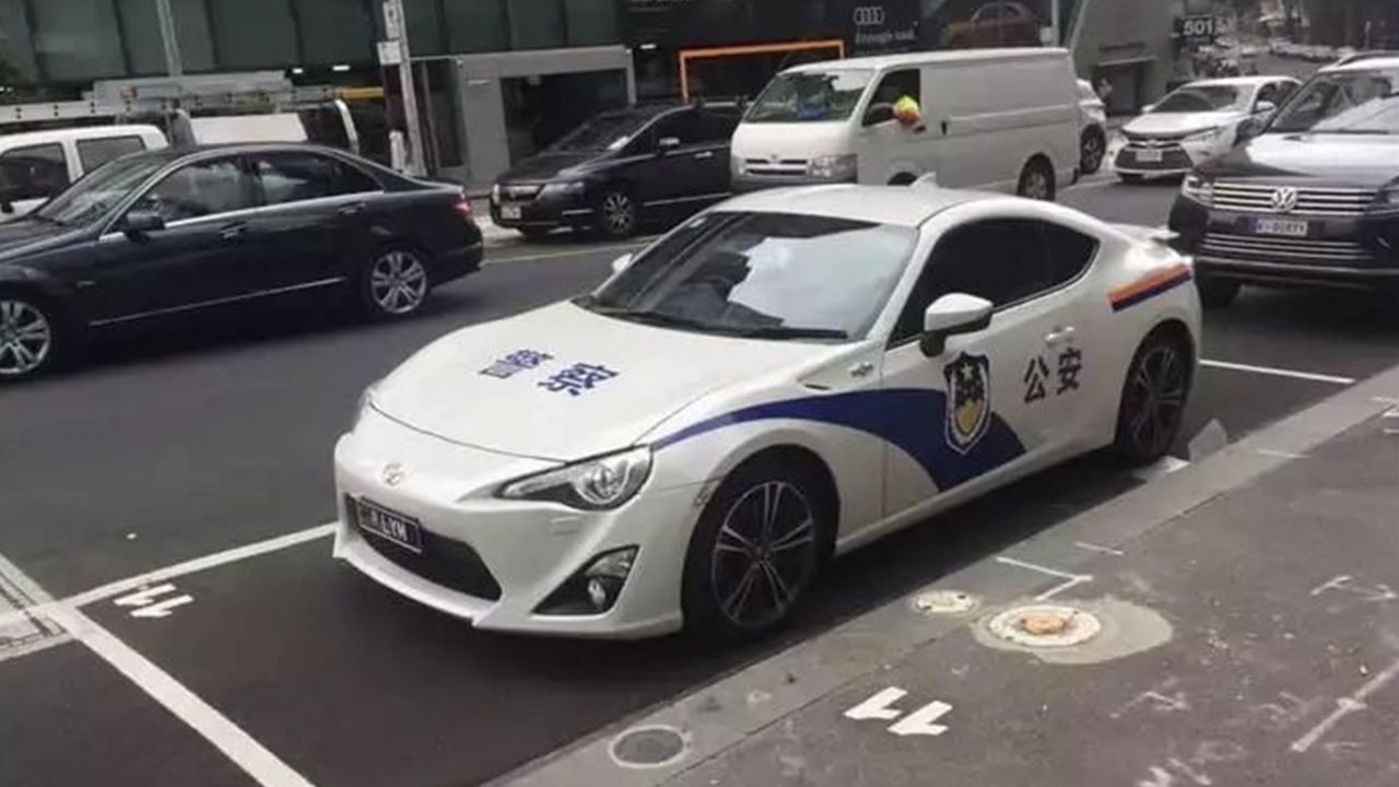 中国最贵的警车图片