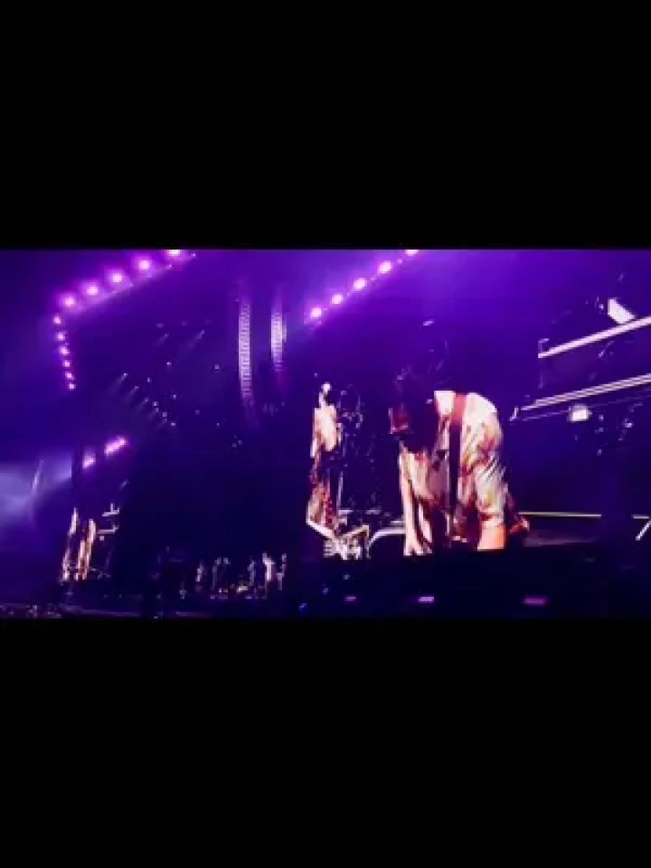 周杰伦日本演唱会 世界末日#周杰伦 #演出现场视频 #音乐现场 #万人